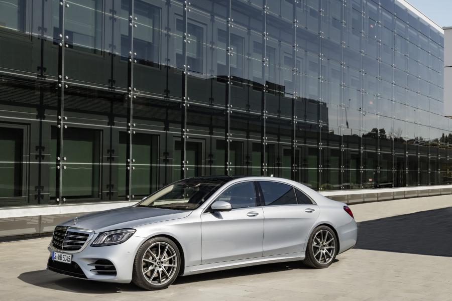  Mercedes-Benz S350 Lang AMG Line 2017 года  (WW) (фото 4 из 18)